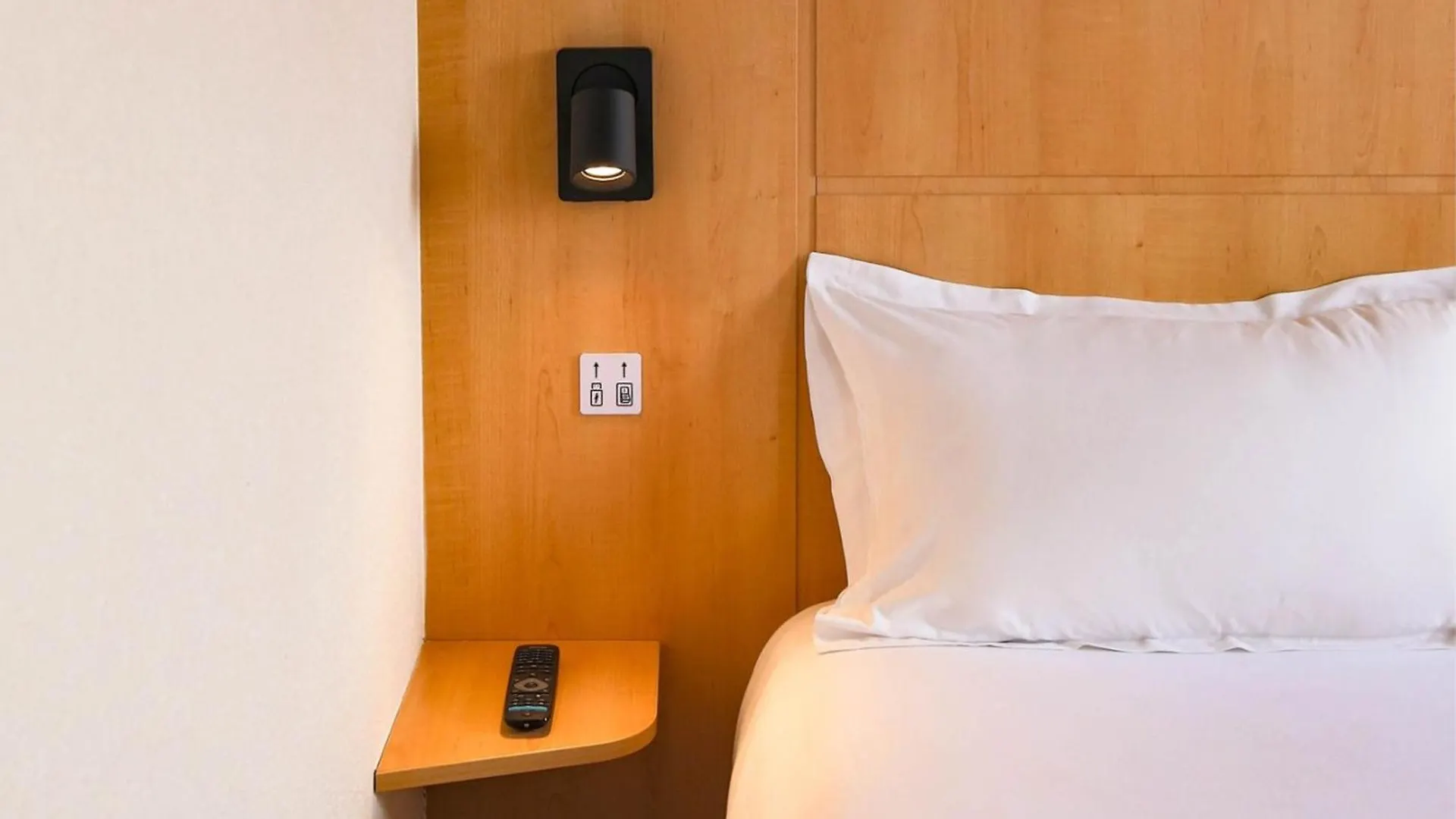 Easyhotel Nice Old Town Otel