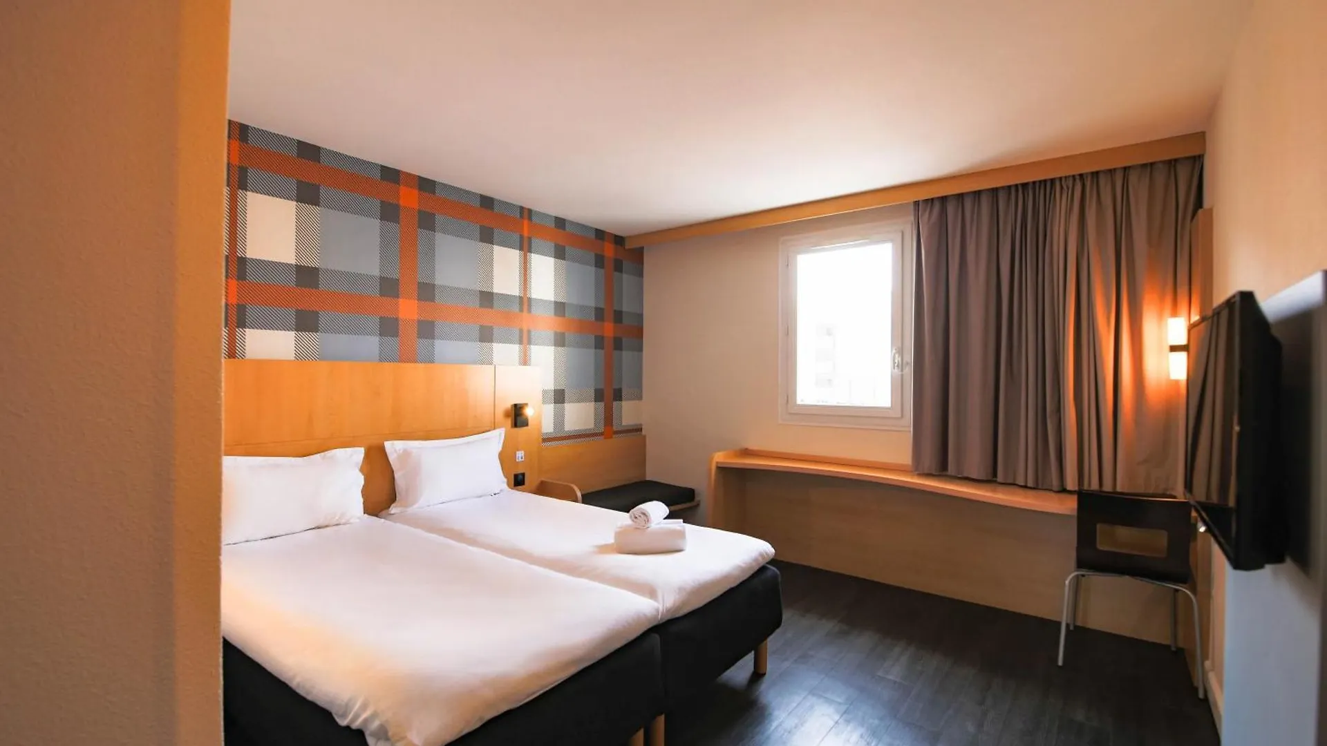 Easyhotel Nice Old Town Hotel