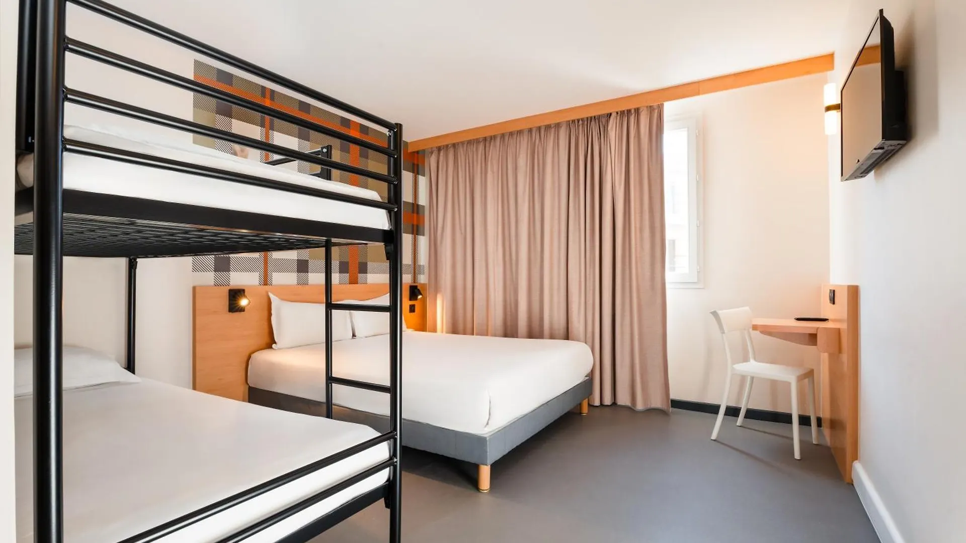 ** Hotel Easyhotel Nice Old Town France